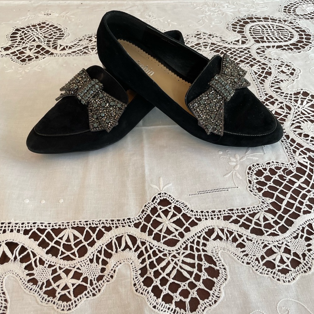 Black velvet  embellished flats